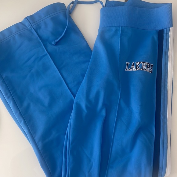 Hardwood Classics Women’s Warm Up Pants - Picture 2 of 3